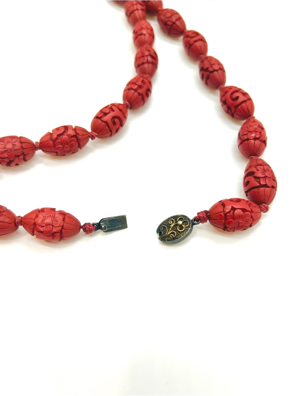 Vintage Cinnabar Chinese Carved Necklace